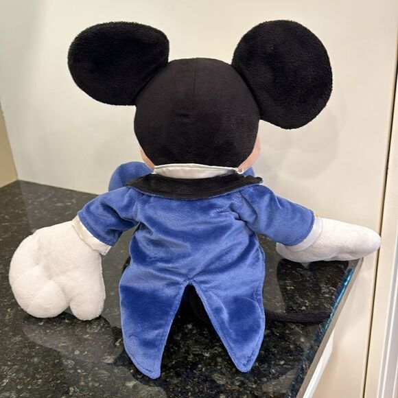 Disney Store Mickey Mouse Club Guest Star Day 17'' Plush Disneyland - Picture 5 of 9